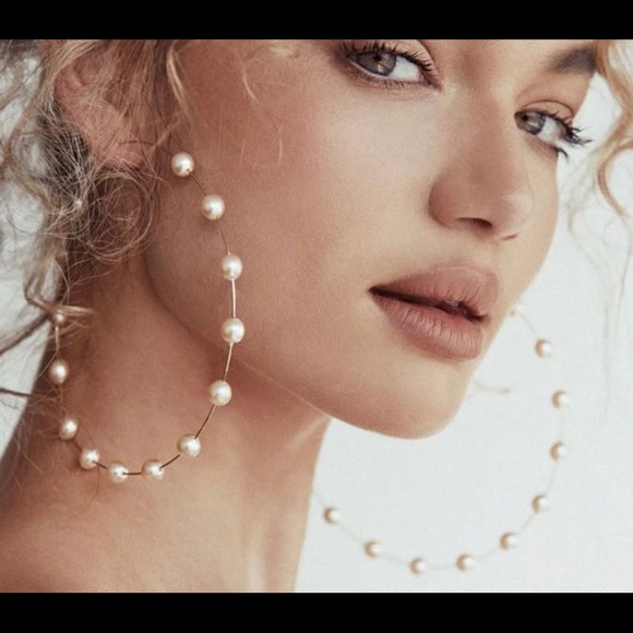 EARRINGS - Picture 2 of 4